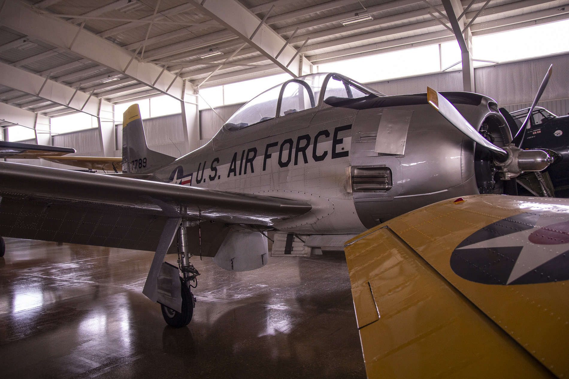 Vintage Aircraft and Vehicles at Mid-America Flight Museum